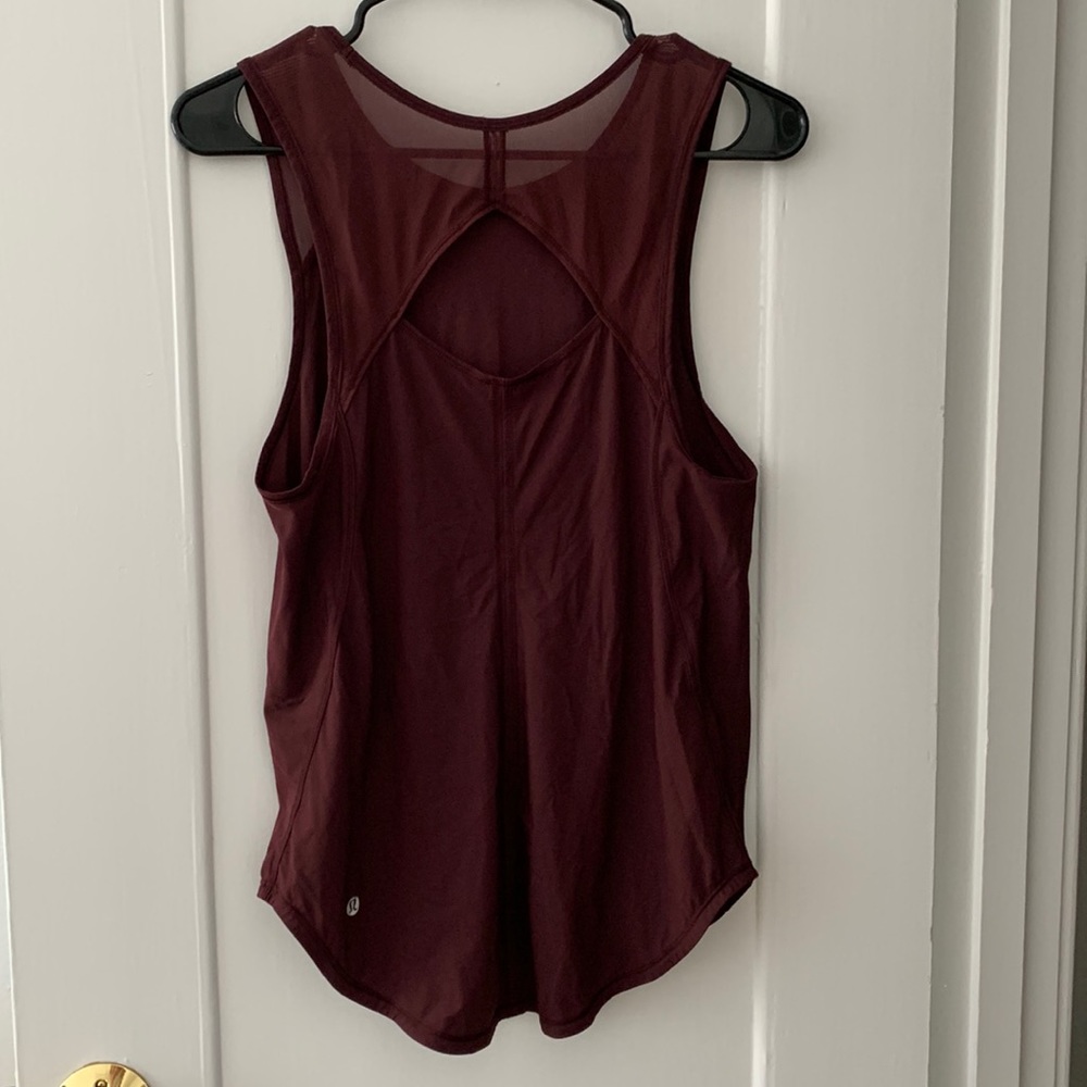 Lululemon tank top
